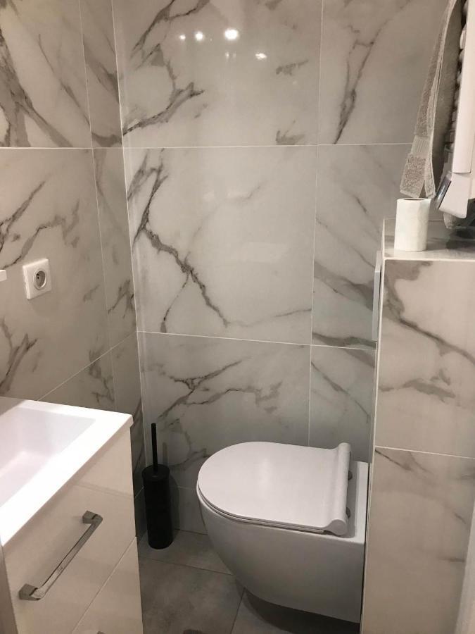 Calme Et Cosy Appart Proche Plage Quartier Port Ница Екстериор снимка
